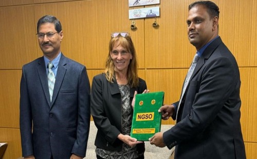 স্টারলিংককে লাইসেন্স হস্তান্তর 