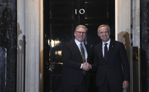 কার্নিকে যুক্তরাজ্যের অভিনন্দন 