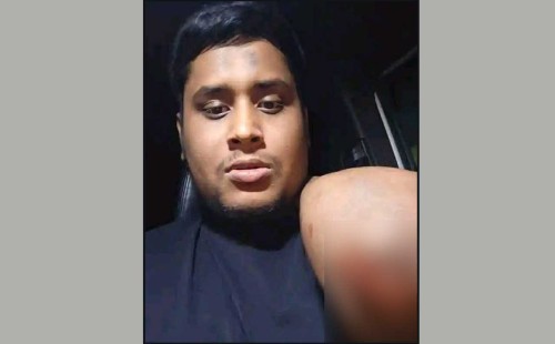 গাজীপুরে হাসনাত আব্দুল্লাহর গাড়িতে হামলা 