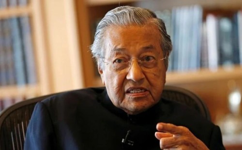 ট্রাম্পের সমালোচনায় মাহাথির 