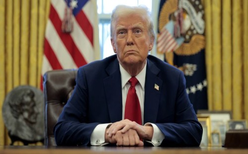 ইইউ প্রধানের সাক্ষাৎ চান ট্রাম্প 