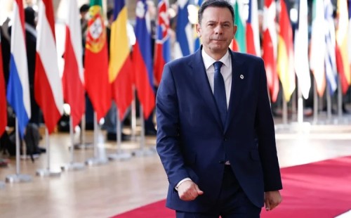 পর্তুগালে প্রচারনায় এগিয়ে মন্টিনিগ্রো 