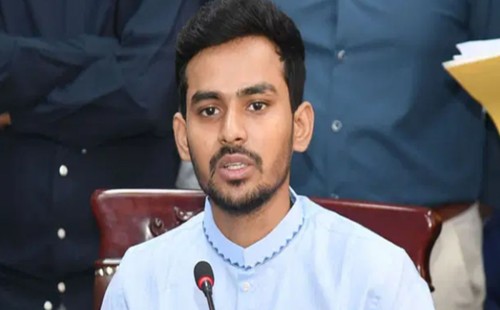 বৈদেশিক ঋণ পরিশোধের পরিমাণ ২৪.৭৩ শতাংশ বেড়েছে: আসিফ মাহমুদ 