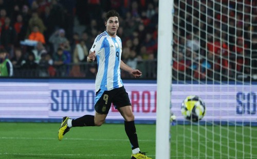 চিলিকে হারিয়ে দক্ষিণ আমেরিকান শীর্ষ দল হিসেবেই বিশ্বকাপে আর্জেন্টিনা 