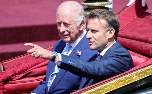 যুক্তরাজ্যে দ্বিতীয় দিনে ম্যাক্রোঁ 