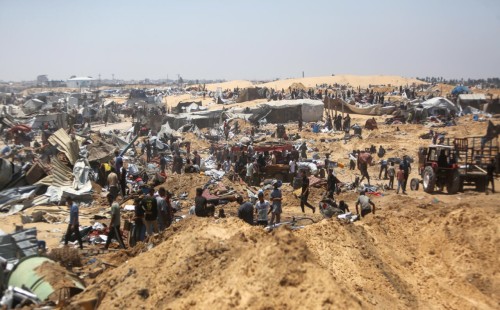 গাজায় ত্রাণ নিতে গিয়ে নিহত ৮শ 