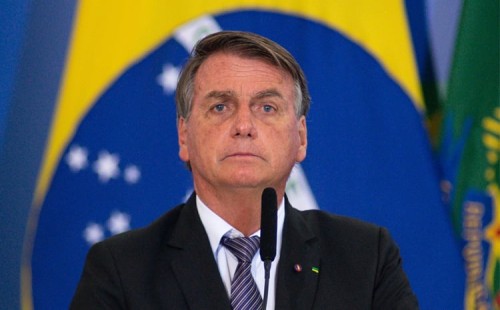 বলসোনারোর বাড়িতে পুলিশ 