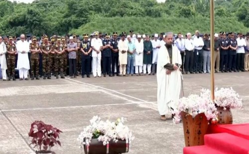 পাইলট তৌকিরের প্রথম জানাজা সম্পন্ন 