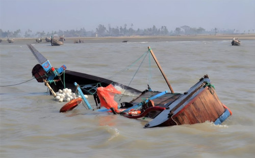 নাইজেরিয়ায় নৌকাডুবি, নিহত ৬ শিশু 