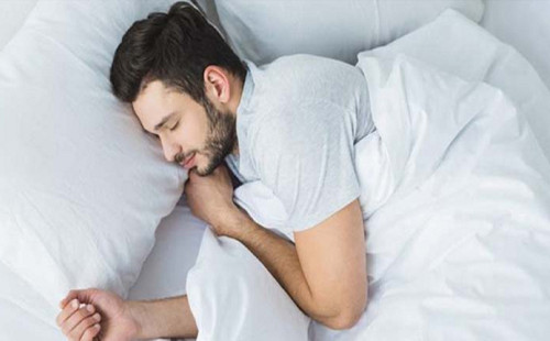 কী কারণে সারাক্ষণ ঘুম পায় 