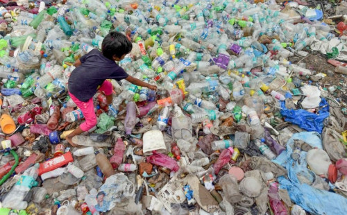 ৪ দিনের মধ্যে প্লাস্টিক দূষণ চুক্তি 