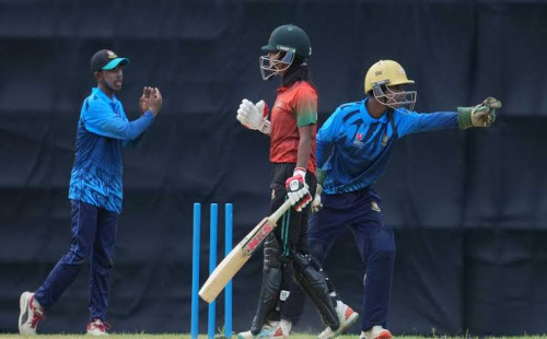 অ-১৫ দলের বিরুদ্ধে লজ্জাজনক হার নারী দলের 