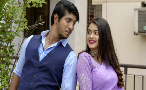 তিশাকে কোলে তুলে আমার হাড় ভেঙেছিল: তৌসিফ 