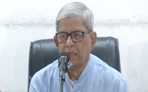 মধ্যমপন্থার রাজনীতি সরিয়ে উগ্রবাদ প্রতিষ্ঠার ষড়যন্ত্র চলছে: মির্জা ফখরুল 