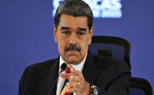 ভেনেজুয়েলায় ক্ষেপণাস্ত্র নিয়ে মার্কিন সেনা 