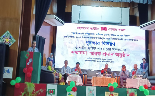দেশের জন্য প্রাণ দেওয়া তরুণদের আত্মত্যাগ বৃথা যাবে না : শিক্ষা উপদেষ্টা 