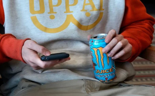 ব্রিটিশ শিশুরা এনার্জি ড্রিংক কিনতে পারবে না 