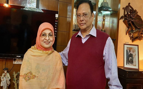 শাবানার স্বামীর হার্ট অ্যাটাক 