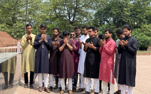 রায়েরবাজারে শহীদদের প্রতি শ্রদ্ধা জানাল শিবির সমর্থিত ঐক্যবদ্ধ শিক্ষার্থী জোট 