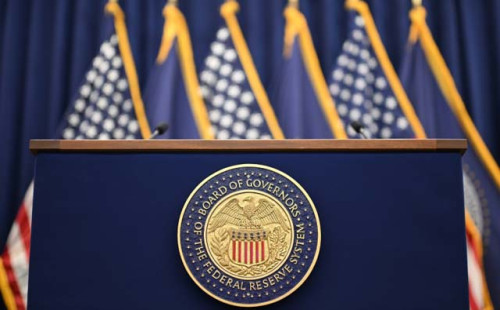 সুদের হার কমানোর পথে ফেড 