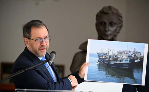 যুক্তরাষ্ট্রের ওপর ক্ষুব্ধ ভেনেজুয়েলা 