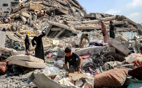 গাজায় ‘গণহত্যা’ চালাচ্ছে ইসরায়েল 