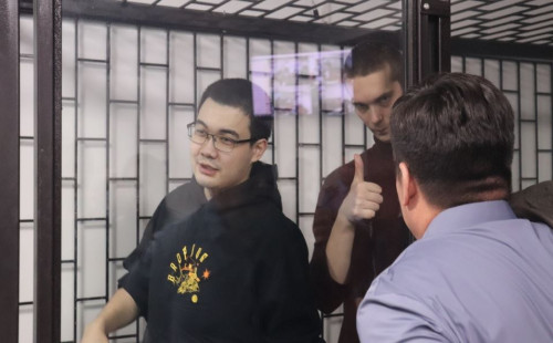 কিরগিজস্তানে ২ সাংবাদিকের কারাদণ্ড 