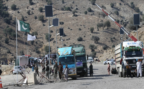 পাকিস্তান সীমান্তে বিমান হামলা, নিহত ২৩ 