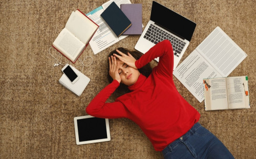 পরীক্ষার ভয় দূর করতে যে ৯ অভ্যাস গড়ে তোলা জরুরি 