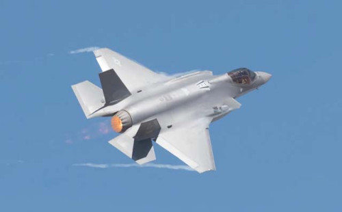 মার্কিন এফ-৩৫’র অনুপ্রবেশ, ভেনিজুয়েলার নিন্দা 