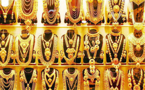 একলাফে সোনার দাম ভরিতে বাড়ল ৬৯০৫ টাকা 