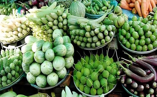 হাতবদলেই সবজির দাম চার গুণ বেশি 