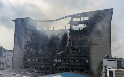 ১৭ ঘণ্টা পর নিয়ন্ত্রণে এলো চট্টগ্রাম ইপিজেডের আগুন 