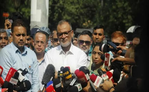 'বিমানবন্দরের আগুনে ক্ষতিগ্রস্তদের তিনদিন অতিরিক্ত ফ্লাইটের চার্জ মওকুফ' 