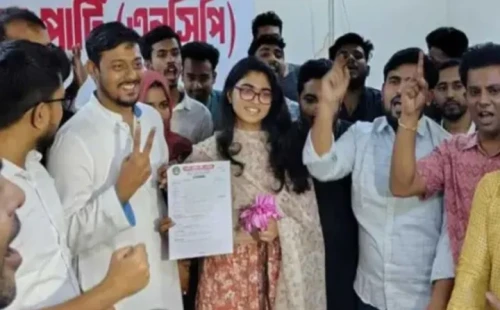 ঢাকা-৯ আসনে প্রার্থী হতে এনসিপির মনোনয়নপত্র কিনলেন তাসনিম জারা 
