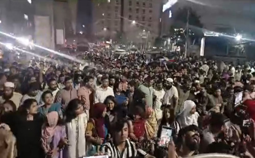 রাজধানীতে এনসিপির বিক্ষোভ: আওয়ামী লীগের অগ্নিসন্ত্রাসের বিরুদ্ধে প্রতিবাদ 