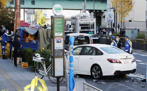 জাপানে পথচারীদের গাড়ির ধাক্কা, নিহত ১ 