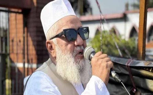 আমাকে যারা না চিনে, তারা এখনো মাটির নিচে বসবাস করে : শাহাজাহান 