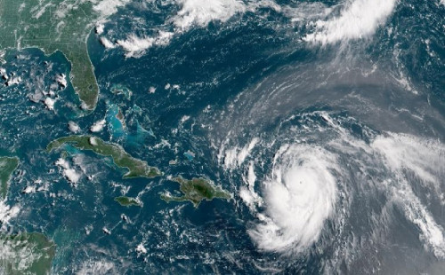 ঘূর্ণিঝড় ‘ডিটওয়াহ’ : চট্টগ্রাম, কক্সবাজার, মোংলা ও পায়রায় ২ নম্বর সংকেত 