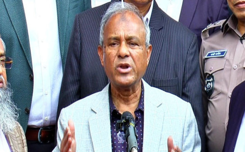 আওয়ামী সন্ত্রাসীদের দেখামাত্রই গ্রেপ্তার করতে হবে : স্বরাষ্ট্র উপদেষ্টা 