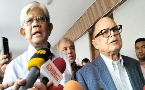 ভারতের সঙ্গে রাজনৈতিক টানাপোড়েনের প্রভাব দেশের অর্থ-বাণিজ্যে পড়বে না: অর্থ উপদেষ্টা 