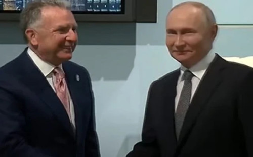 পুতিনের সঙ্গে মার্কিন প্রতিনিধি দলের বৈঠক 