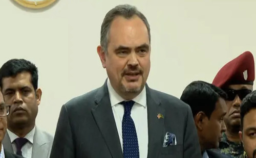 যুক্তরাষ্ট্র কোনো পক্ষ নেবে না, নির্বাচিত সরকারের সঙ্গে কাজ করতে প্রস্তুত: রাষ্ট্রদূত ক্রিস্টেনসেন 