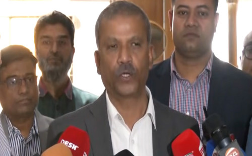 বিএনপির অভিপ্রায়ে সংসদের দক্ষিণ প্লাজায় মন্ত্রিসভার শপথ অনুষ্ঠান: আসিফ নজরুল 