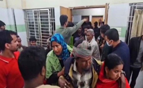 মসজিদের তহবিলের টাকা নিয়ে তুমুল সংঘর্ষ 