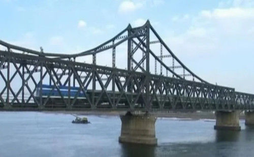 চীন-উত্তর কোরিয়া ট্রেন পরিষেবা চালু 