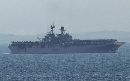 মধ্যপ্রাচ্যে পৌঁছেছে মার্কিন উভচর যুদ্ধজাহাজ 