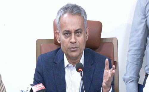 যাত্রী থাকা অবস্থায় বাস ফেরিতে তোলা যাবে না: সড়কমন্ত্রী 